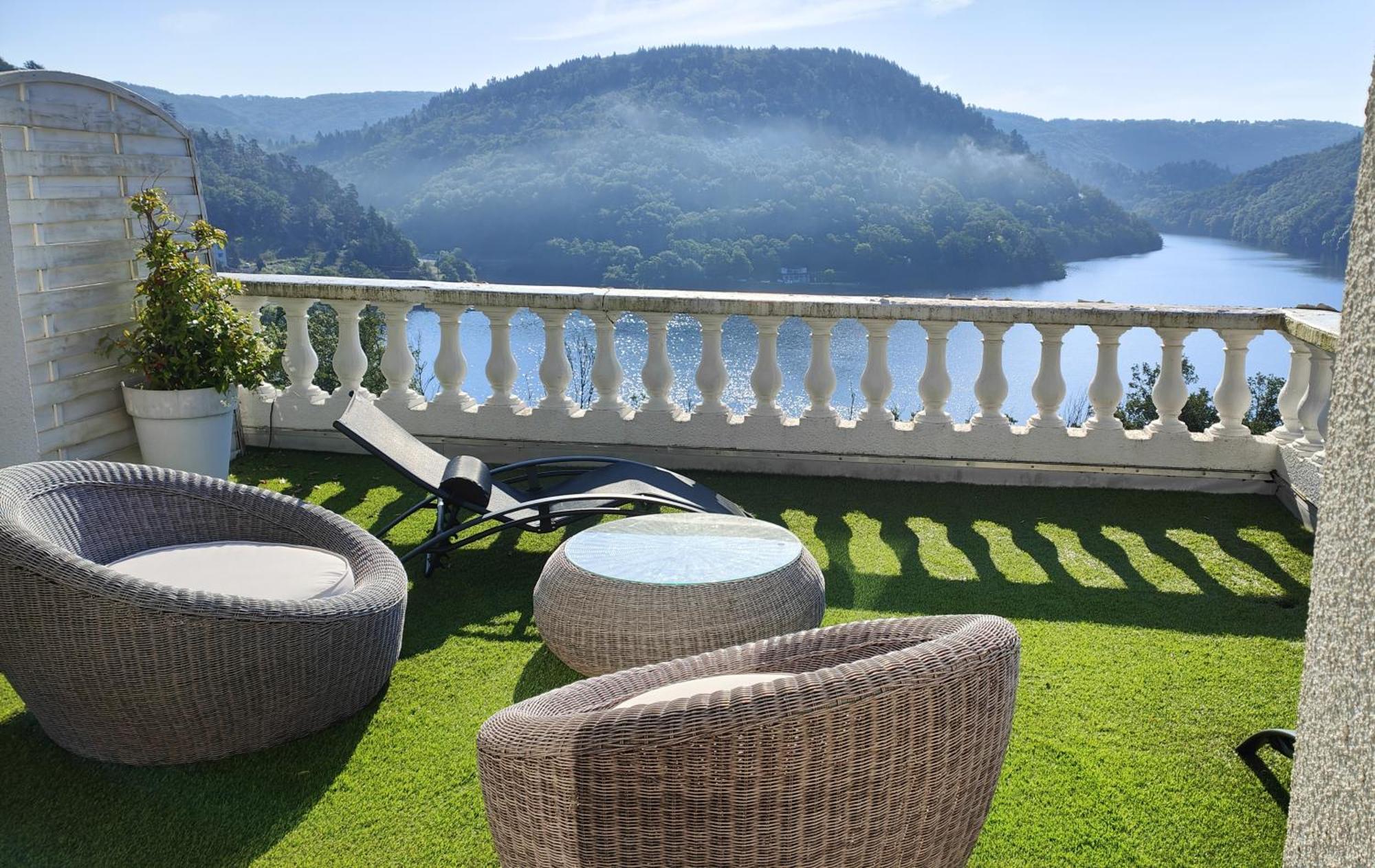 Ma Villa Au Bord De L'Eau Miremont  Buitenkant foto