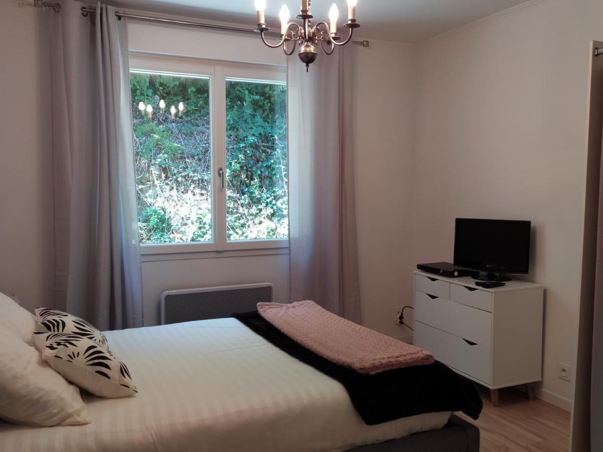 Ma Villa Au Bord De L'Eau Miremont  Buitenkant foto