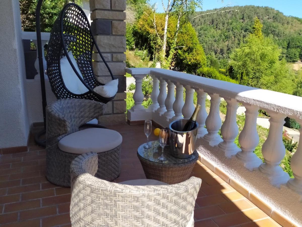 Ma Villa Au Bord De L'Eau Miremont  Buitenkant foto